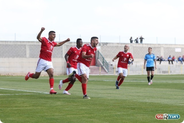 ניצחון גדול לבאקה (וואסים מוואסי)